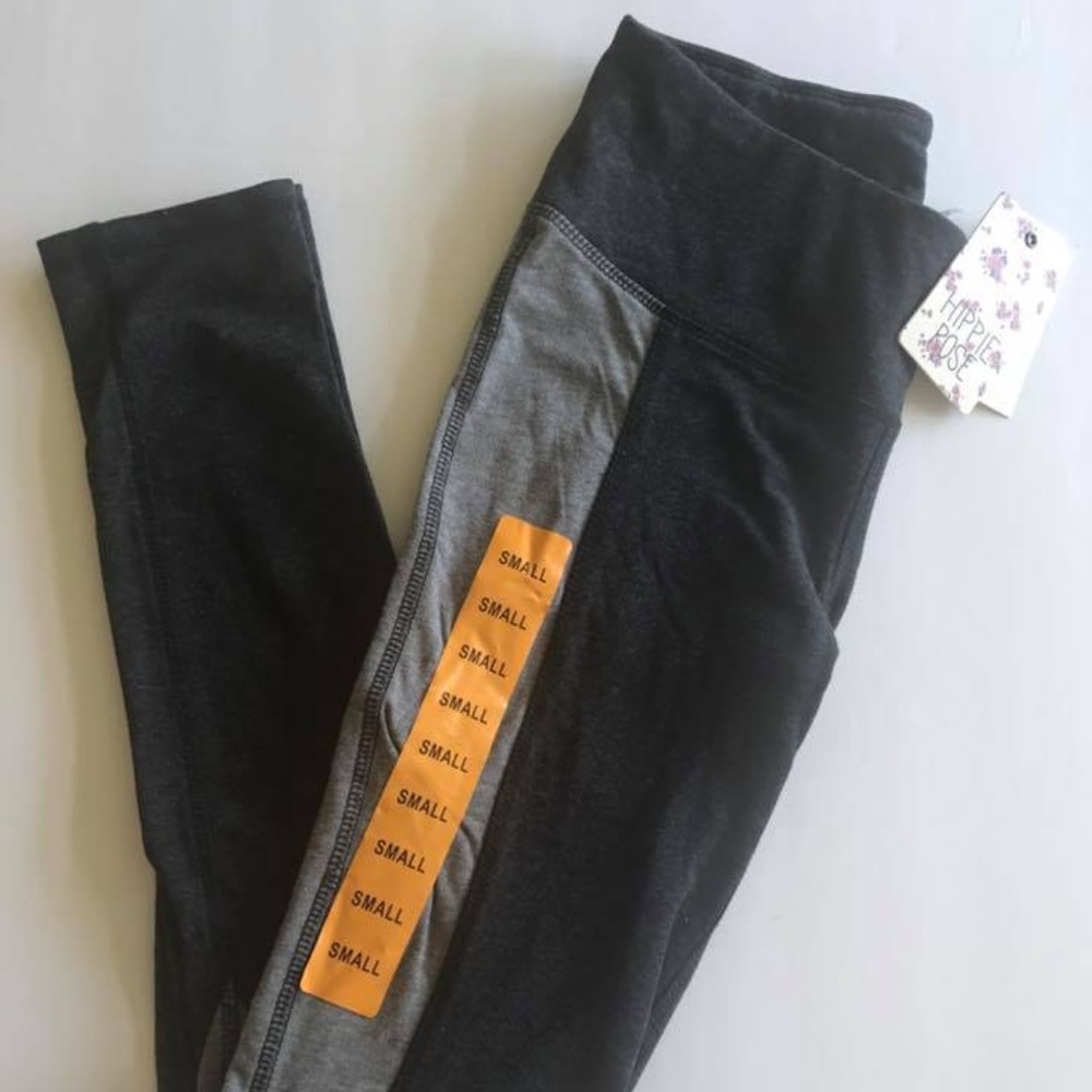 NWT Hippie Rose leggings gray Small Juniors - Picture 1 of 4